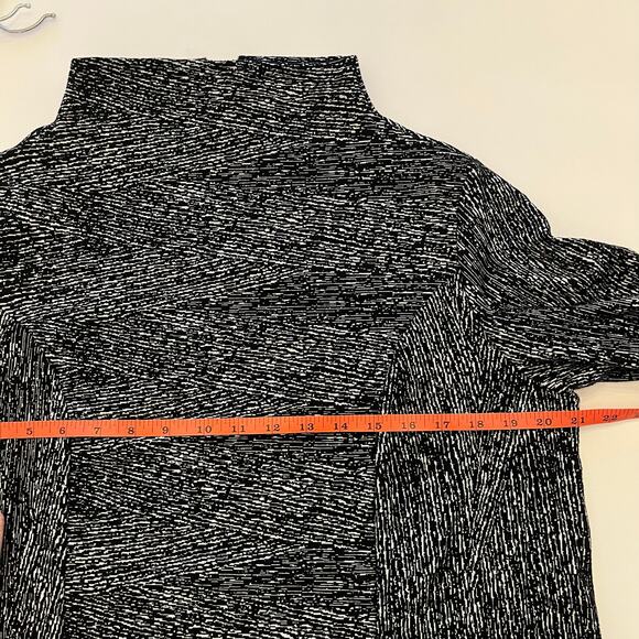 Clara Sun Woo Mock Neck Sweater Medium Tunic Black Pockets Oversized Stretch - Picture 10 of 11